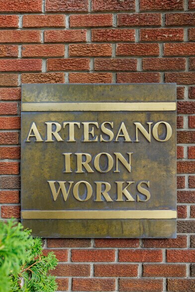 4457 Main St, Philadelphia, PA à louer - Photo du bâtiment - Image 3 de 29