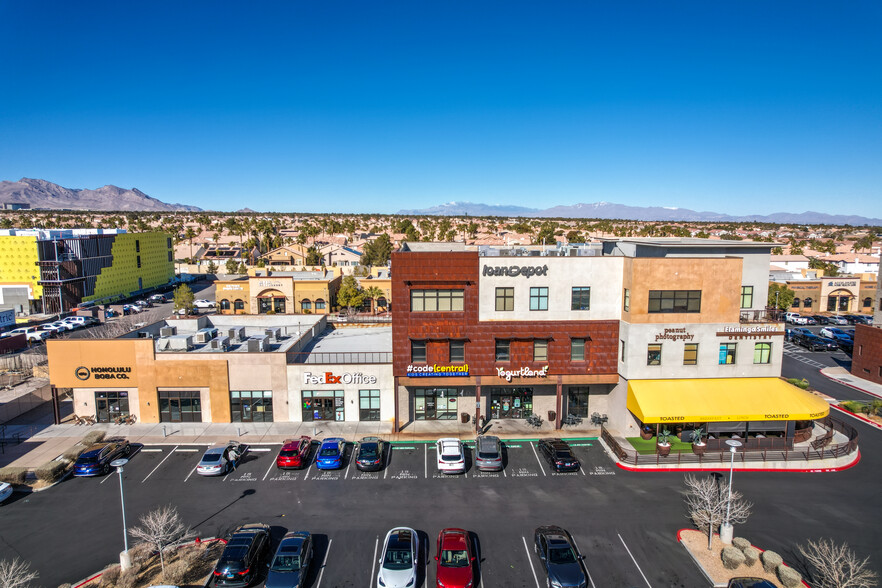 9460-9540 W Flamingo Rd, Las Vegas, NV à louer - Photo du bâtiment - Image 1 de 6