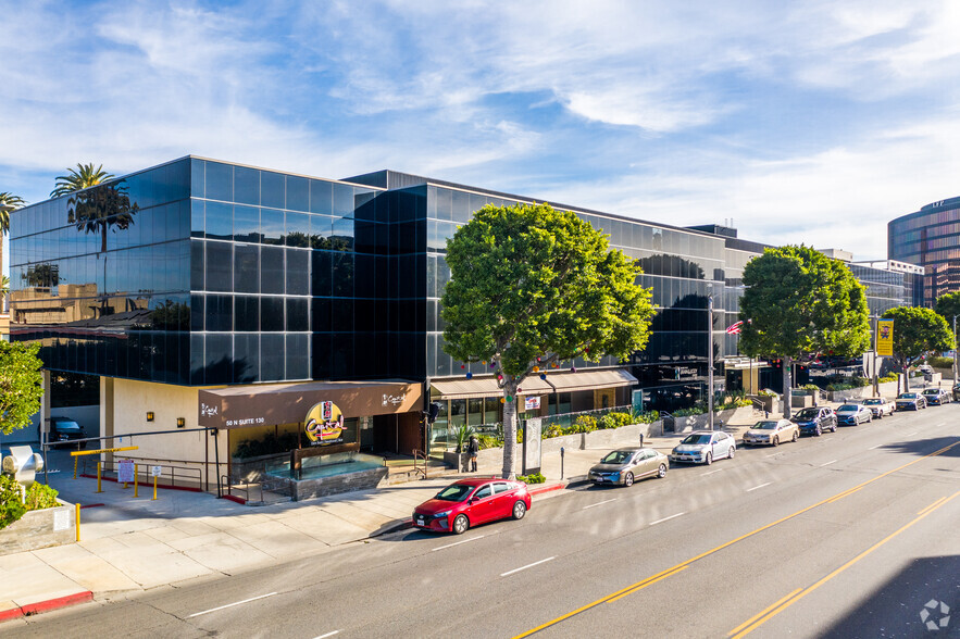 50 N La Cienega Blvd, Beverly Hills, CA for lease - Building Photo - Image 2 of 7