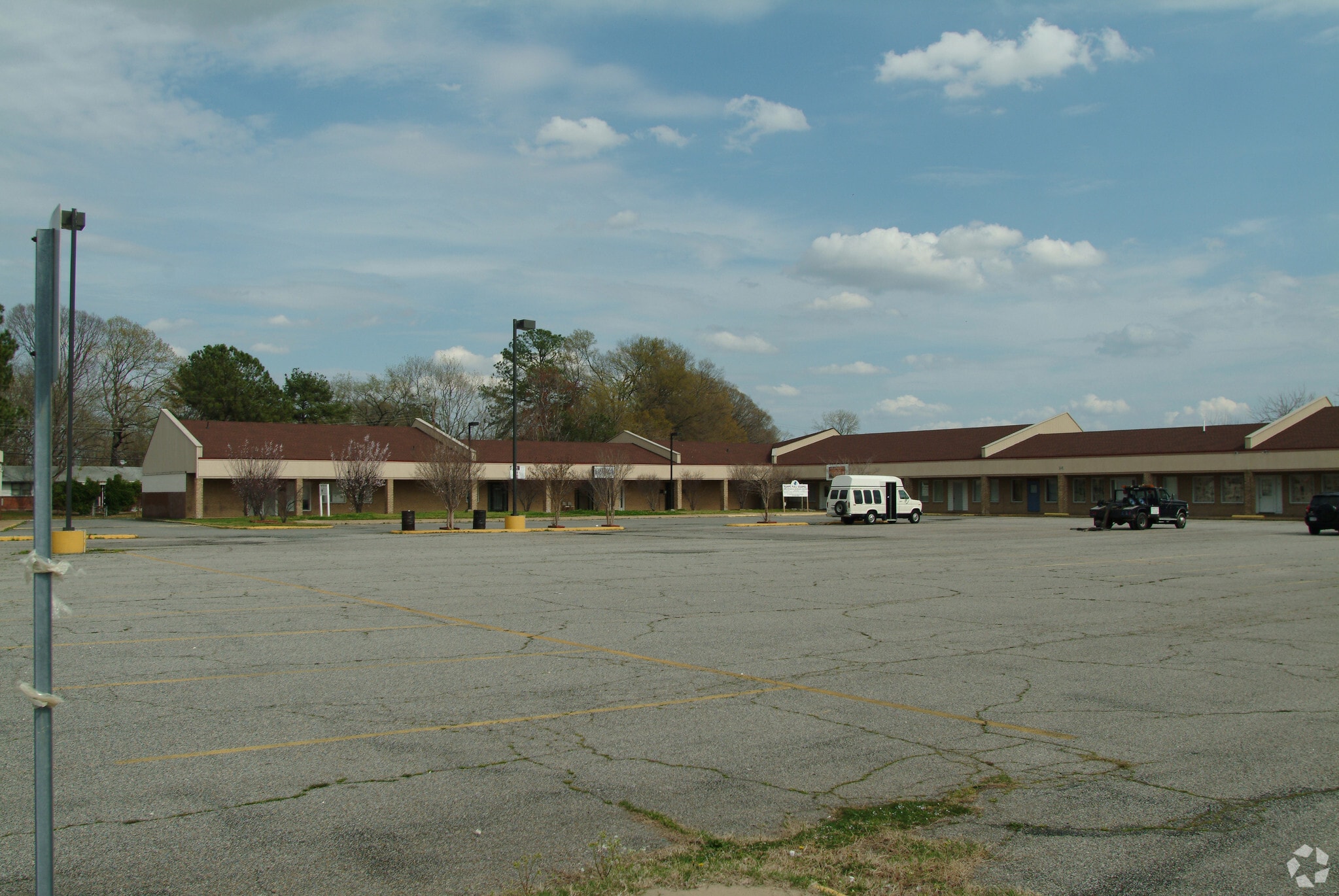 2709 Campostella Rd, Chesapeake, VA for sale Primary Photo- Image 1 of 10