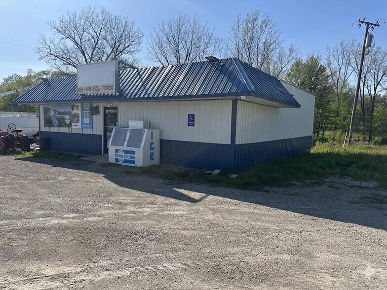 3497 E Sanilac Rd, Caro, MI for sale - Building Photo - Image 2 of 3