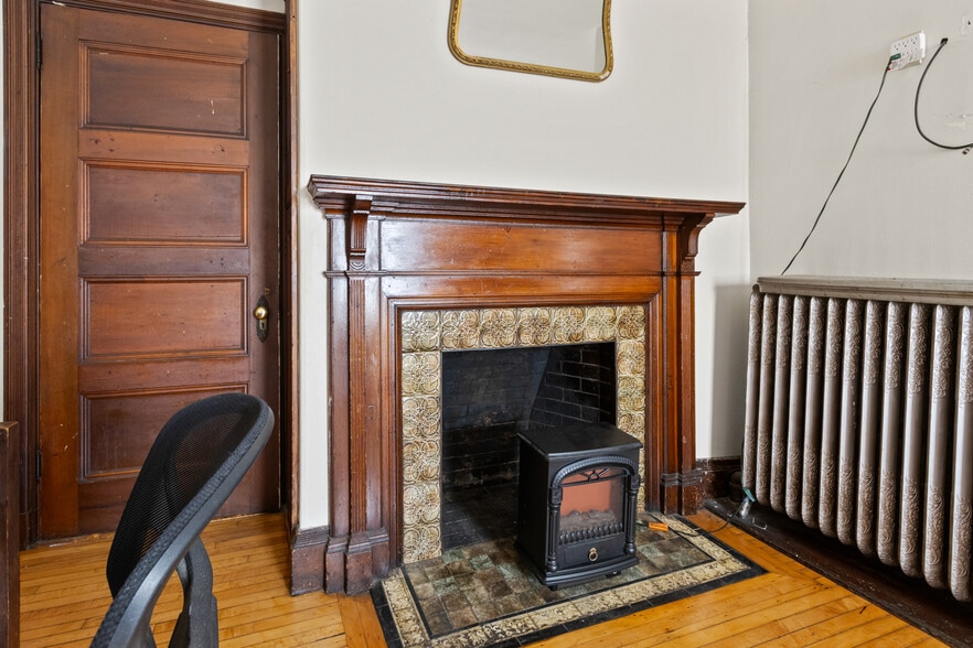 743 Congress St, Portland, ME à vendre - Photo du bâtiment - Image 3 de 24