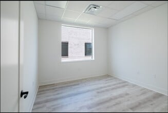 30625 Kingsland Blvd, Brookshire, TX for lease Interior Photo- Image 1 of 5