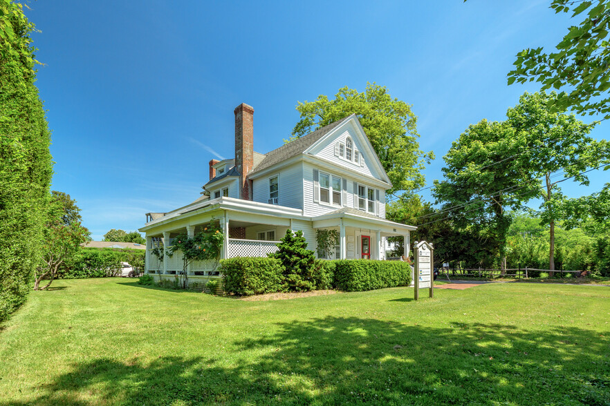 149 Hampton Rd, Southampton, NY à louer - Photo du bâtiment - Image 1 de 10