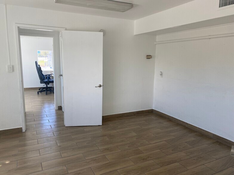 14990 Citrus Country Dr, Dade City, FL for sale - Interior Photo - Image 3 of 4