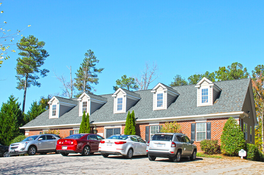 1030 Classic Rd, Apex, NC à louer - Photo du bâtiment - Image 1 de 2