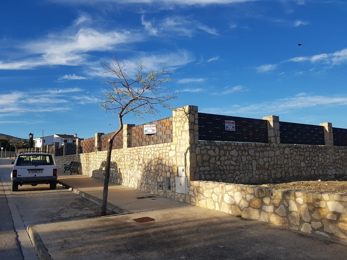 Land in Camino Mosen Conca, Ontinyent, Urbanizacion, VALÈNCIA for sale Primary Photo- Image 1 of 3