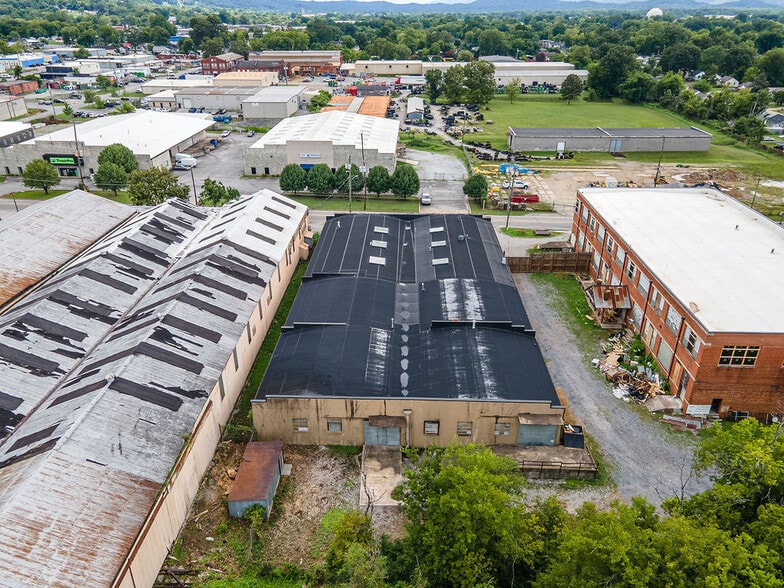 2305 E 28th St, Chattanooga, TN à vendre - Photo du bâtiment - Image 2 de 13