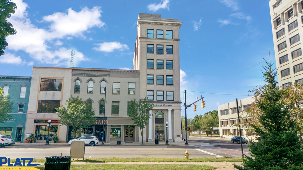 197 W Market St, Warren, OH for lease - Building Photo - Image 1 of 18