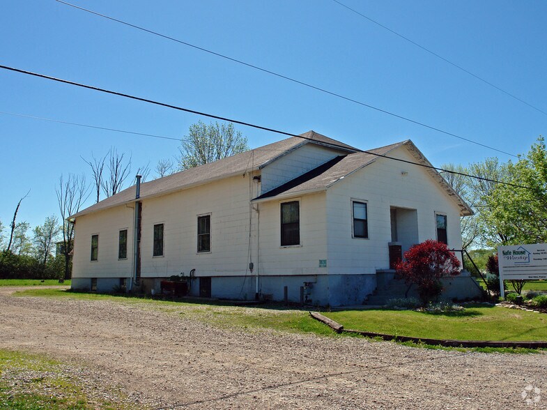 2438 National Rd, Fairborn, OH for sale - Primary Photo - Image 1 of 22