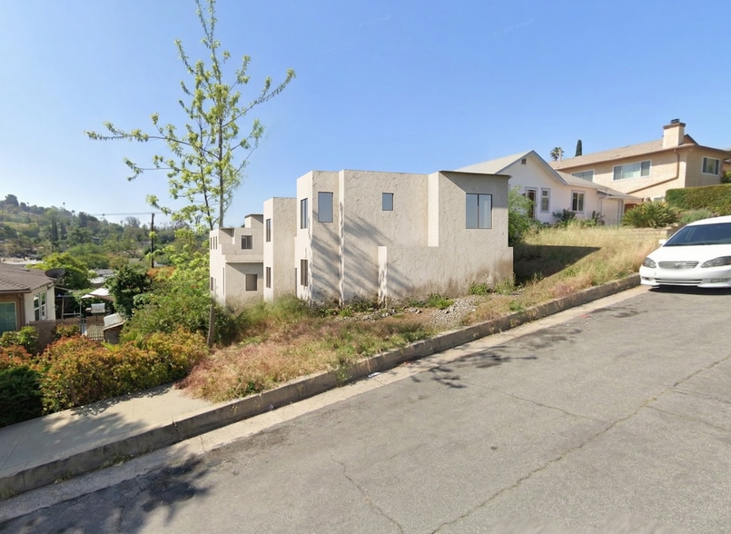 829 4th Ave, Escondido, CA for sale - Building Photo - Image 2 of 8