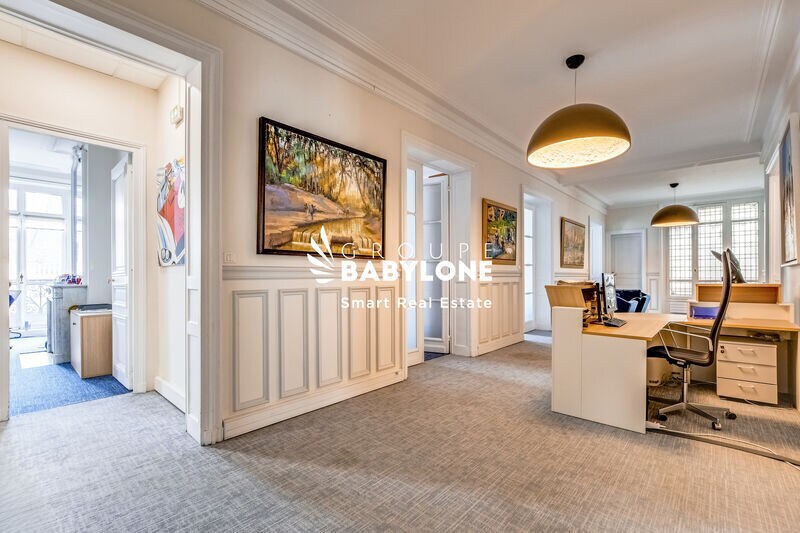 2 Avenue Hoche, Paris à louer - Photo du bâtiment - Image 3 de 21