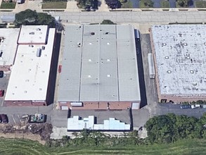 189 Seegers Ave, Elk Grove Village, IL - Aerial map view