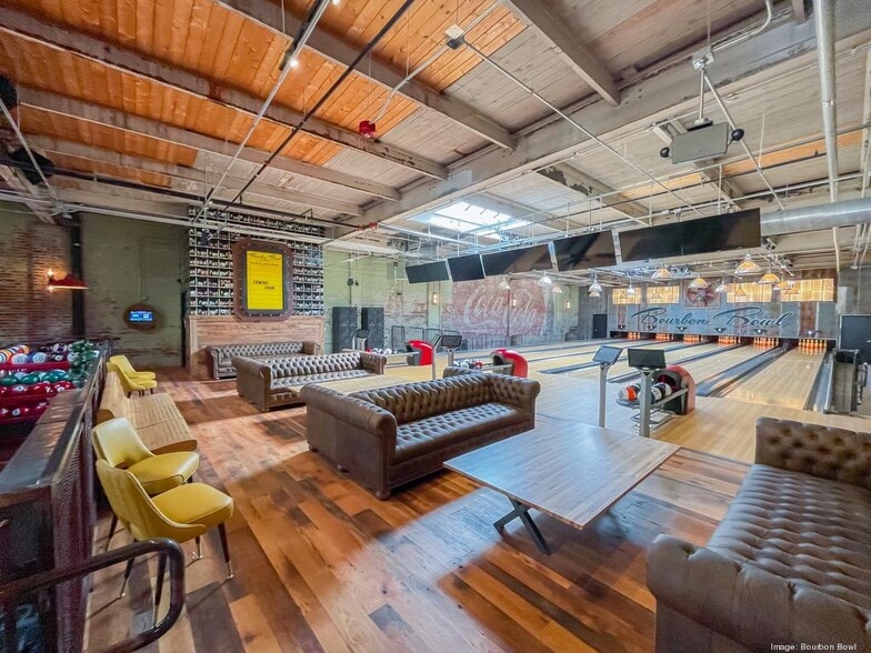 531 S Elm St, Greensboro, NC à vendre - Photo intérieure - Image 2 de 5