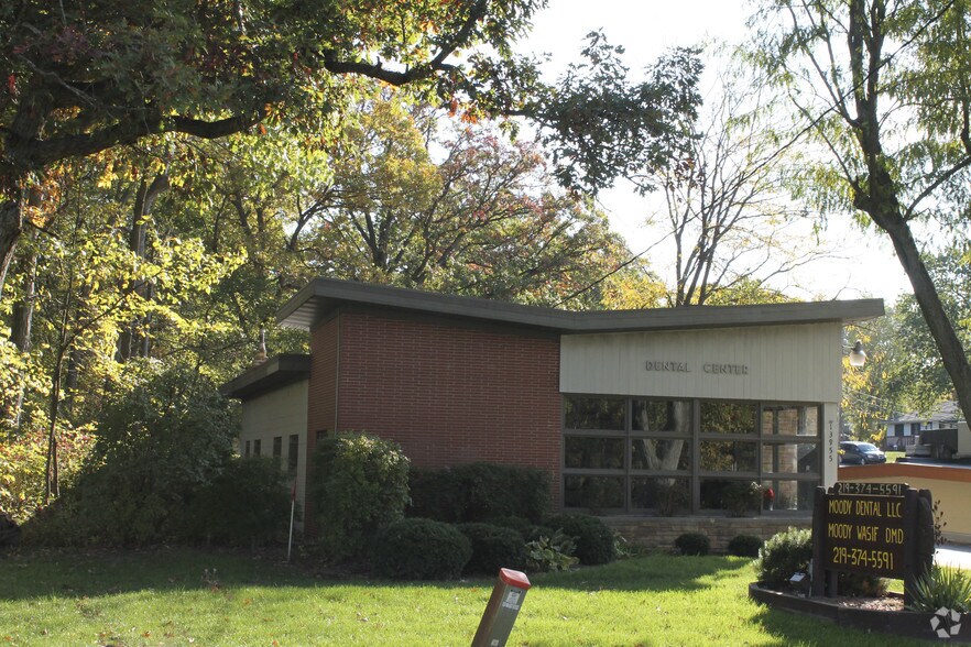 13955 Morse St, Cedar Lake, IN à louer - Photo du bâtiment - Image 2 de 3