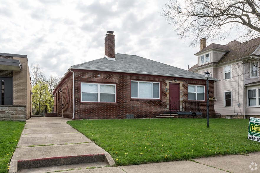 1426 S Arch Ave, Alliance, OH à vendre - Photo principale - Image 1 de 1