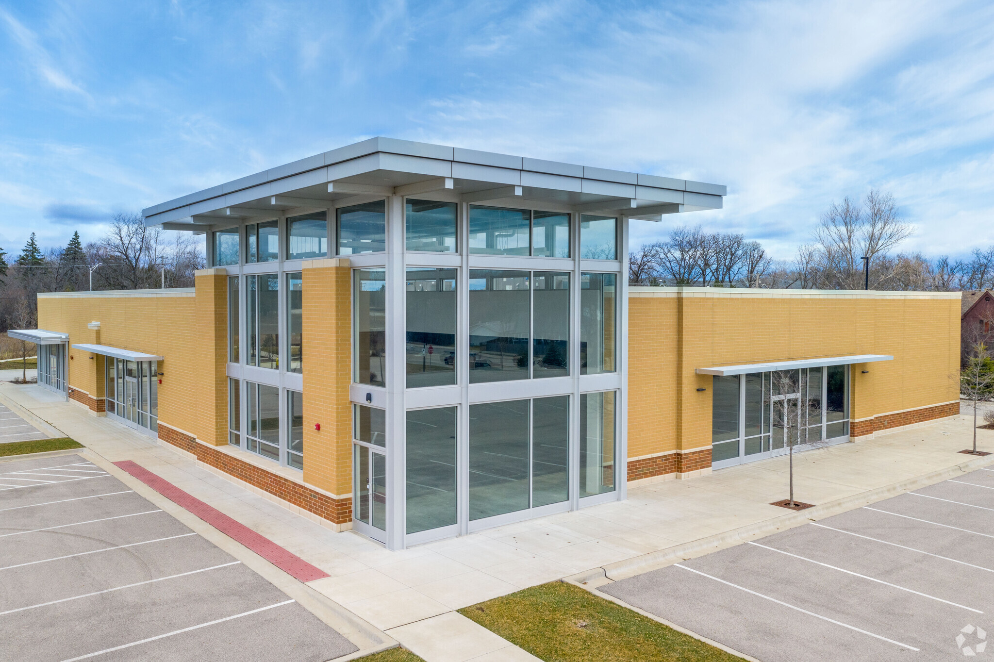 29380 N Waukegan Rd, Green Oaks, IL for sale Building Photo- Image 1 of 7