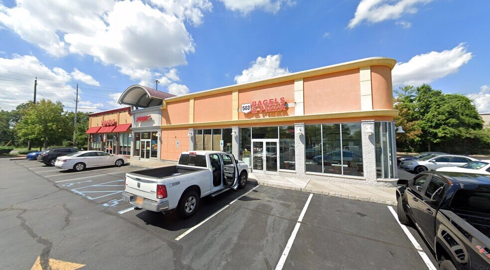 300 Washington Ave, Carlstadt, NJ for lease - Building Photo - Image 1 of 3