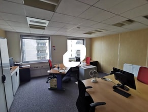 Office in Noisy-le-Grand for lease Interior Photo- Image 2 of 5