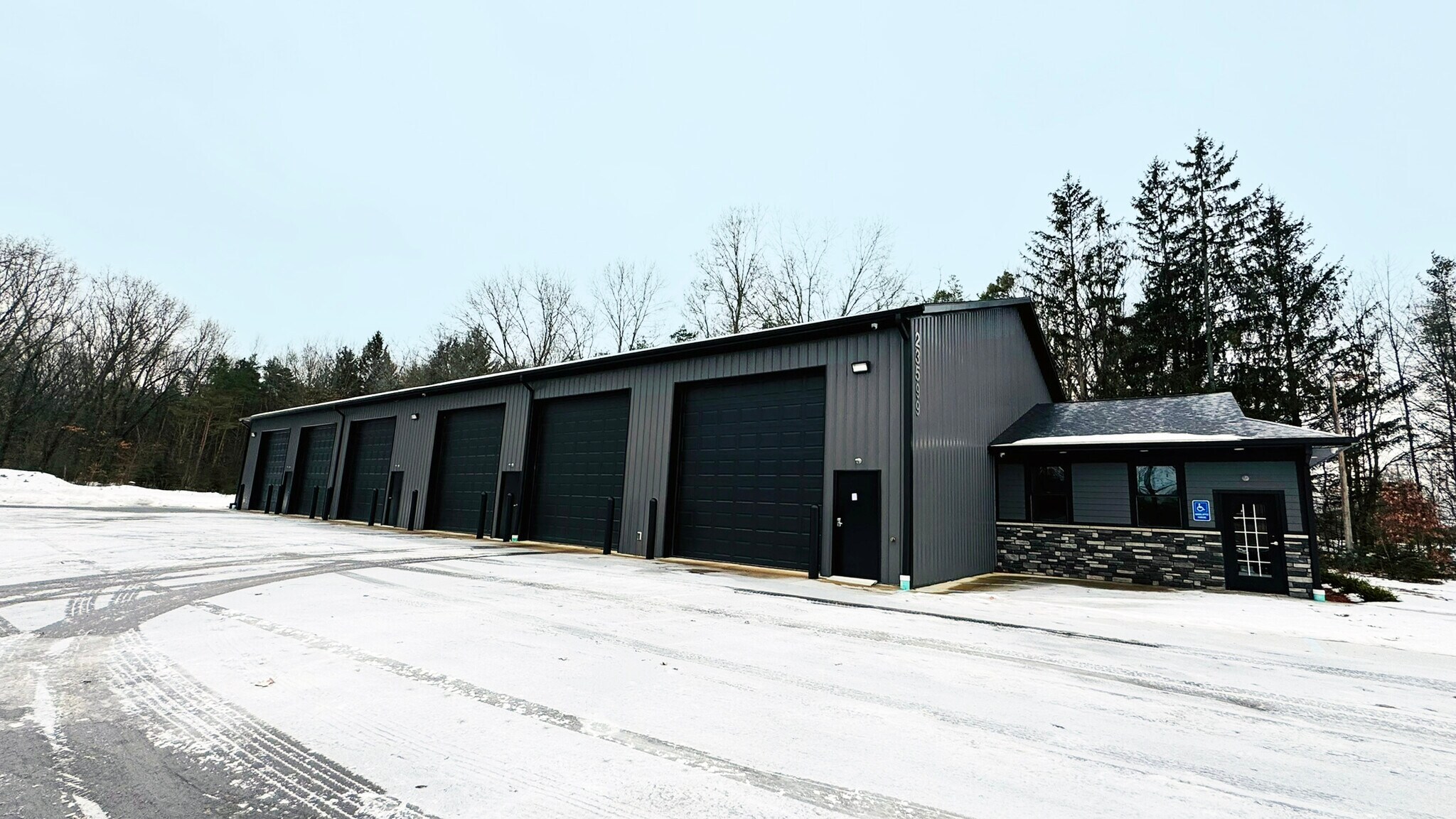 23599 Red Arrow Hwy, Mattawan, MI for sale Primary Photo- Image 1 of 1