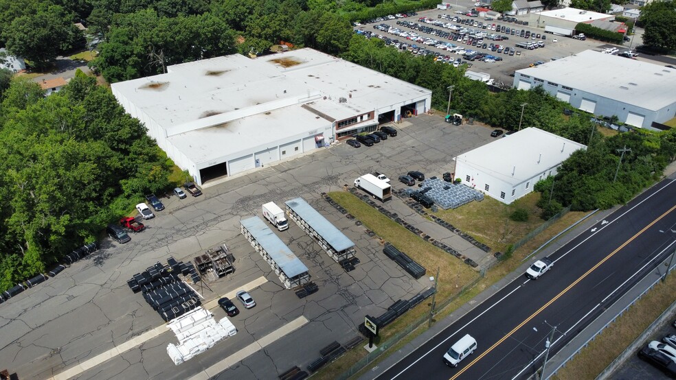 372 Pasco Rd, Springfield, MA for lease - Building Photo - Image 1 of 13