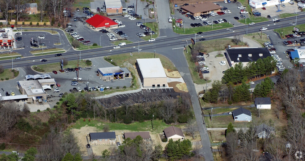 724 E Dixie Dr, Asheboro, NC for sale - Aerial - Image 3 of 5