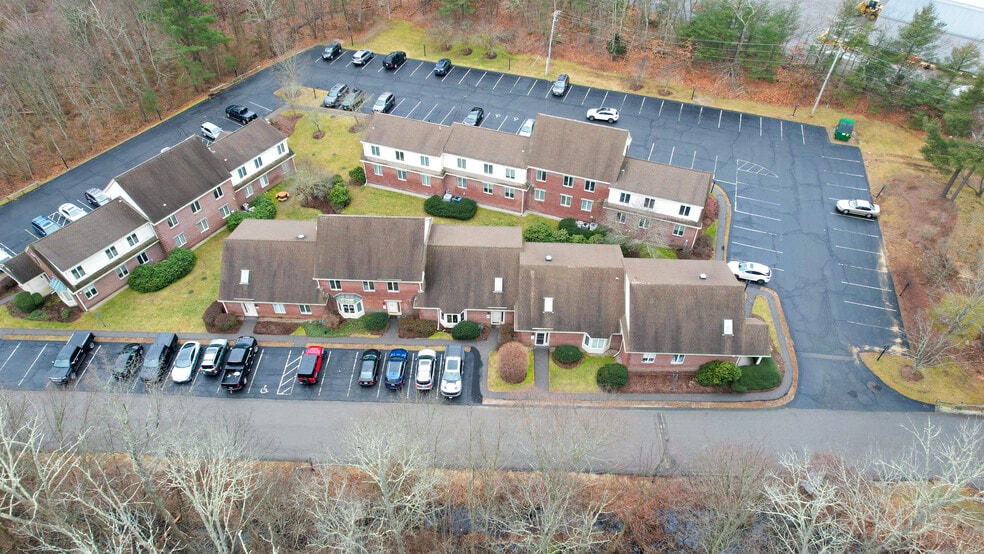 51 Mill St, Hanover, MA à vendre - Photo du bâtiment - Image 2 de 18