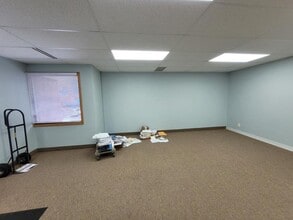 3550 Lexington Ave N, Shoreview, MN à louer Photo intérieure- Image 2 de 2