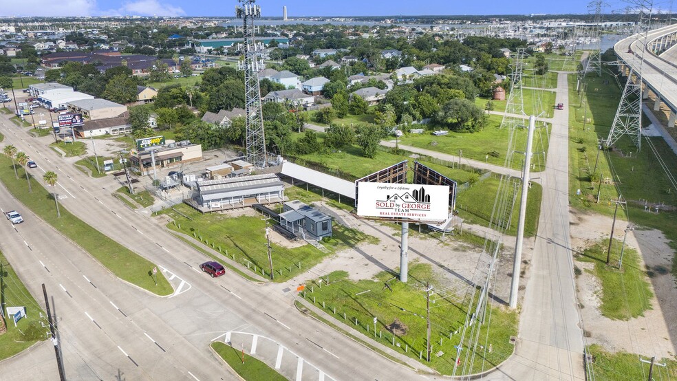 204 FM 2094 Rd, Kemah, TX for lease - Building Photo - Image 2 of 14