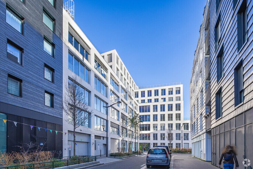 10 Rue Maurice Grimaud, Paris à louer - Photo du bâtiment - Image 3 de 6