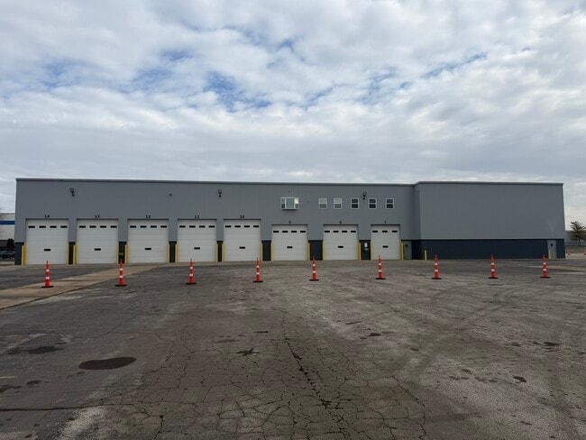 More details for 3700 Rider Trail S, Earth City, MO - Industrial for Lease