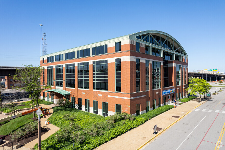 415 S 18th St, Saint Louis, MO for lease - Building Photo - Image 3 of 14