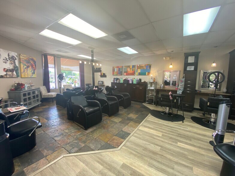 481 Sr-434, Altamonte Springs, FL à louer - Photo du bâtiment - Image 2 de 4