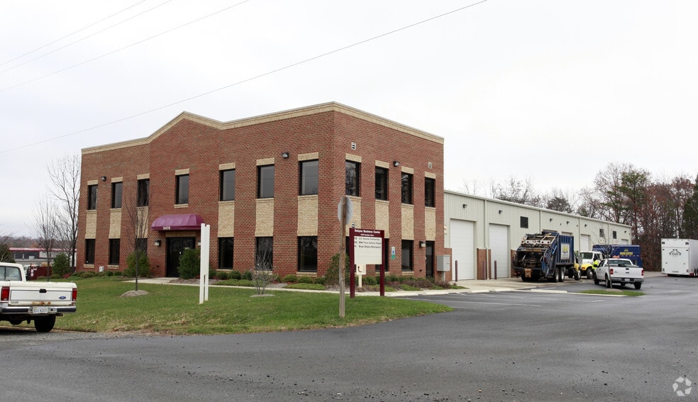 9479 Hawkins Dr, Manassas, VA for lease - Primary Photo - Image 1 of 6