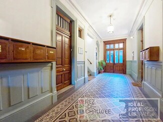 Plus de détails pour Bureau à vendre