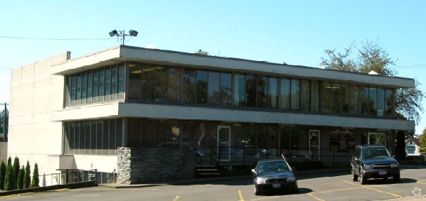 780 SE Commercial St, Salem, OR for lease - Building Photo - Image 2 of 10