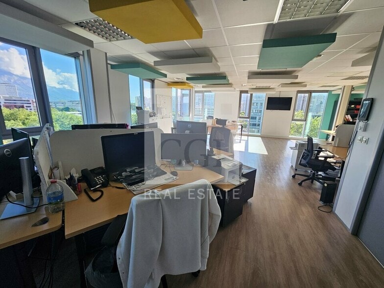 Office in Grenoble for lease - Building Photo - Image 3 of 9