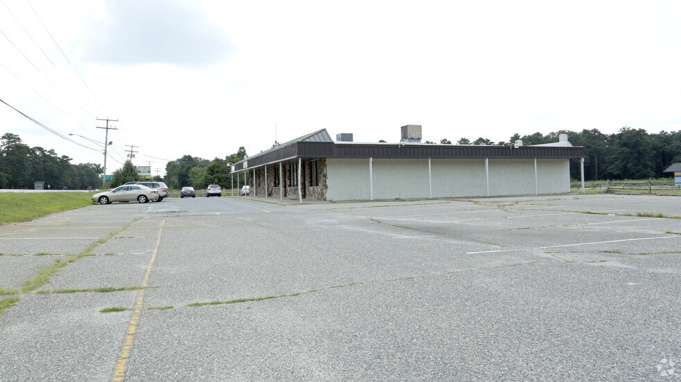1745 W SR 37, Toms River, NJ à vendre - Photo du bâtiment - Image 2 de 5