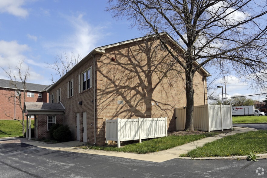 101 Marchwood Rd, Exton, PA for lease - Building Photo - Image 2 of 3