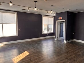 3 Union St, Westborough, MA à louer Photo intérieure- Image 2 de 7