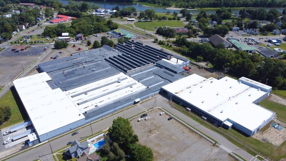 101 N Main St, Athens, PA for lease - Building Photo - Image 2 of 18