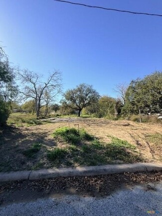 More details for 909 Ohio st, Pleasanton, TX - Land for Sale