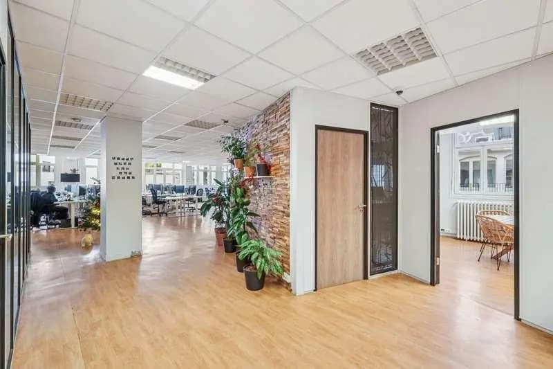 5 Avenue De La République, Paris à louer - Photo intérieure - Image 3 de 13