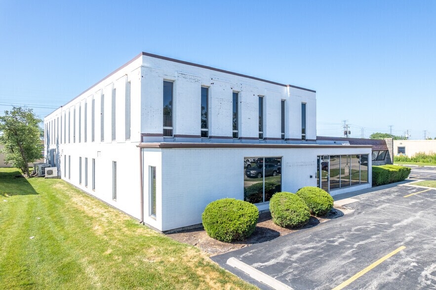 223 Interstate Rd, Addison, IL à vendre - Photo du bâtiment - Image 3 de 41