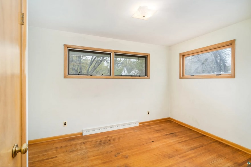 411 Anderson Rd, Duluth, MN for sale - Building Photo - Image 3 of 6