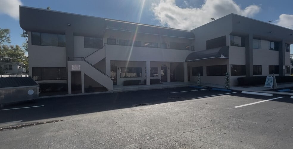 912 Drew St, Clearwater, FL à louer - Photo du bâtiment - Image 2 de 5