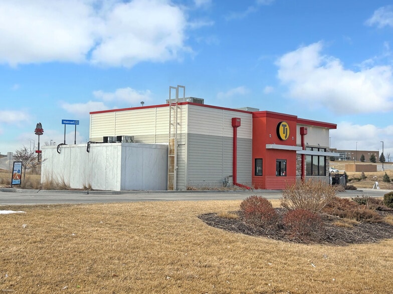 11271 Wickersham Blvd, Gretna, NE for lease - Building Photo - Image 2 of 8