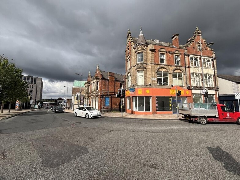 2 Broad St, Stoke On Trent à louer - Photo du bâtiment - Image 3 de 25