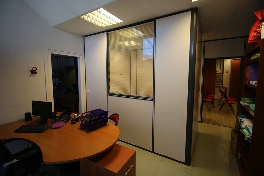 Office in Saint-Maur-des-Fossés for lease - Building Photo - Image 2 of 7