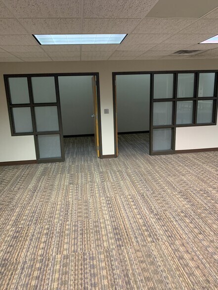 3900 W 53rd St, Sioux Falls, SD à vendre - Photo intérieure - Image 3 de 17